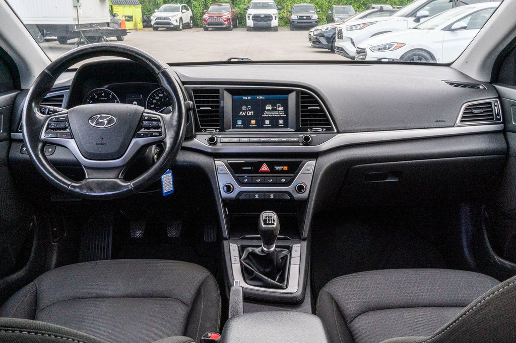 2018 Hyundai Elantra GL **MANUELLE+SIÈGES CHAUFFANTS+CAMÉRA+CARPLAY** in Charlemagne, Quebec - 17 - w1024h768px