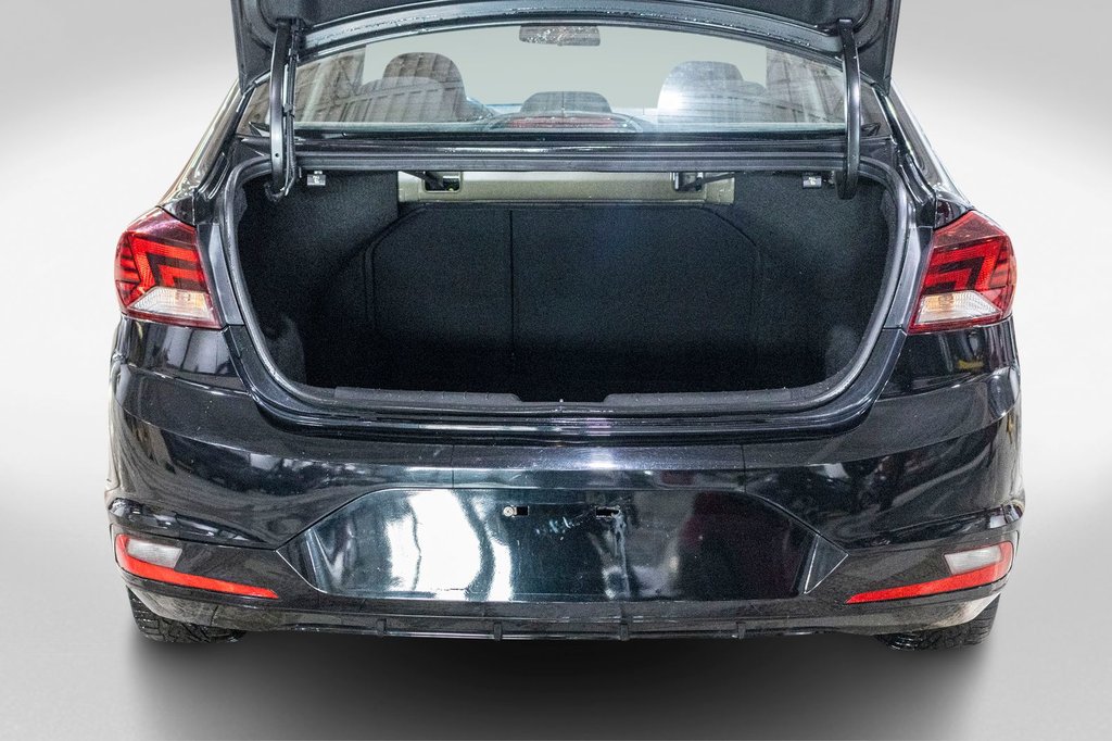 2020 Hyundai Elantra Preferred in Charlemagne, Quebec - 28 - w1024h768px