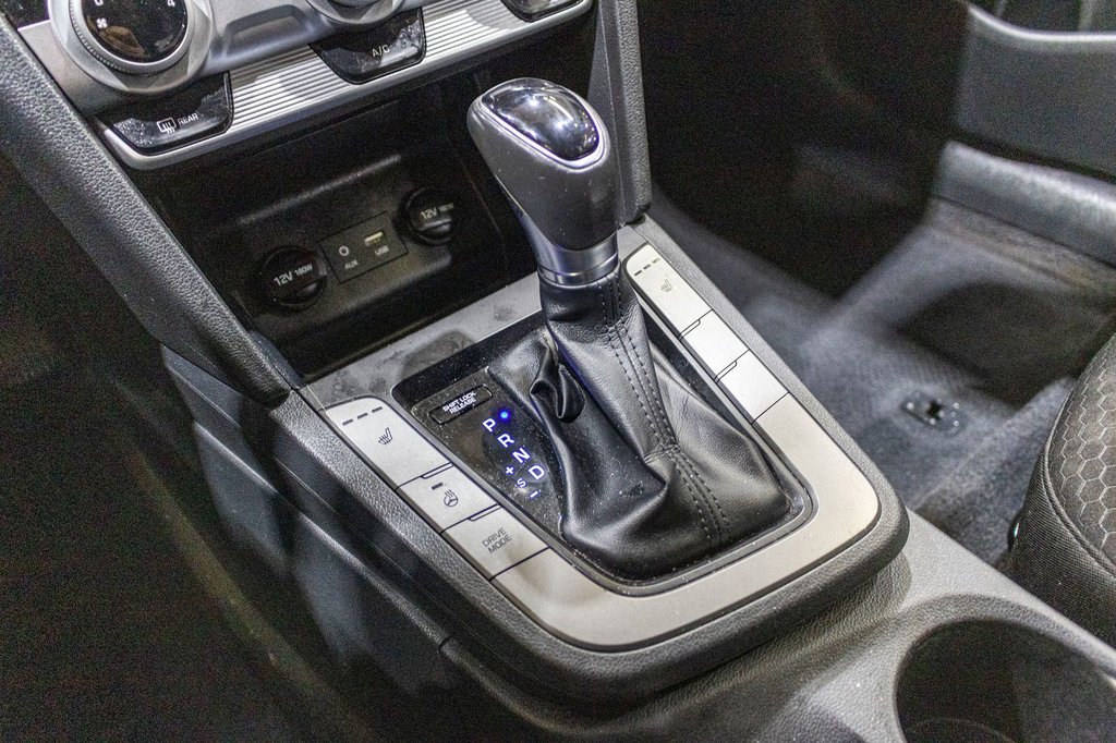 2020 Hyundai Elantra Preferred in Charlemagne, Quebec - 15 - w1024h768px