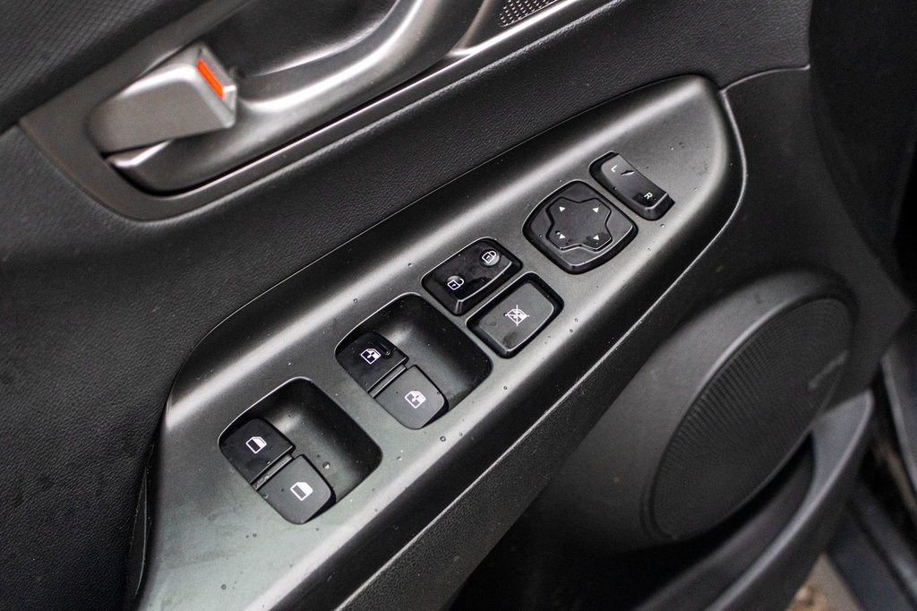 2021 Hyundai Kona Electric ULTIMATE **JAMAIS ACCIDENTÉ+CUIR+MAG+TOIT+CAMÉRA** in Charlemagne, Quebec - 30 - w1024h768px