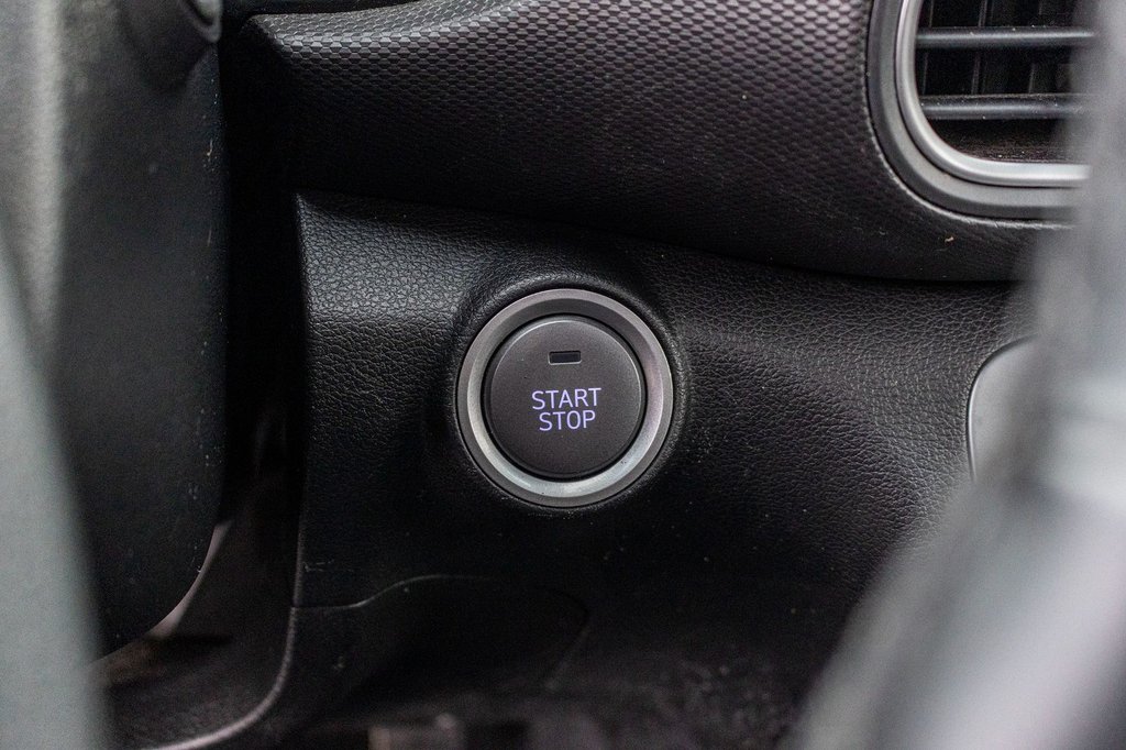 2021 Hyundai Kona Electric ULTIMATE **JAMAIS ACCIDENTÉ+CUIR+MAG+TOIT+CAMÉRA** in Charlemagne, Quebec - 22 - w1024h768px