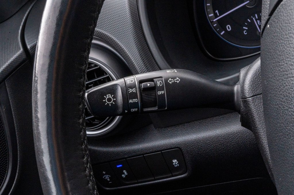 2018 Hyundai Kona PREFERRED AWD **SIÈGES ET VOLANT CHAUFFANT** in Charlemagne, Quebec - 18 - w1024h768px