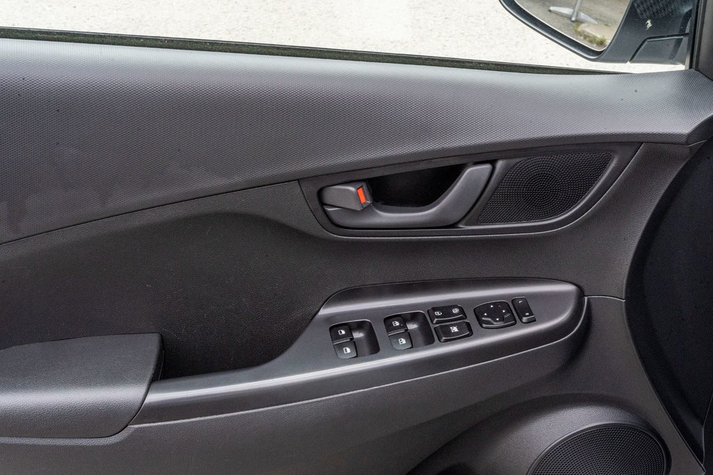 2018 Hyundai Kona PREFERRED AWD **SIÈGES ET VOLANT CHAUFFANT** in Charlemagne, Quebec - 23 - w1024h768px