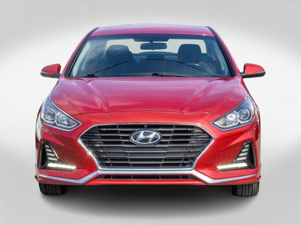Hyundai Sonata Essential 2019 à Saint-Jérôme, Québec - 2 - w1024h768px