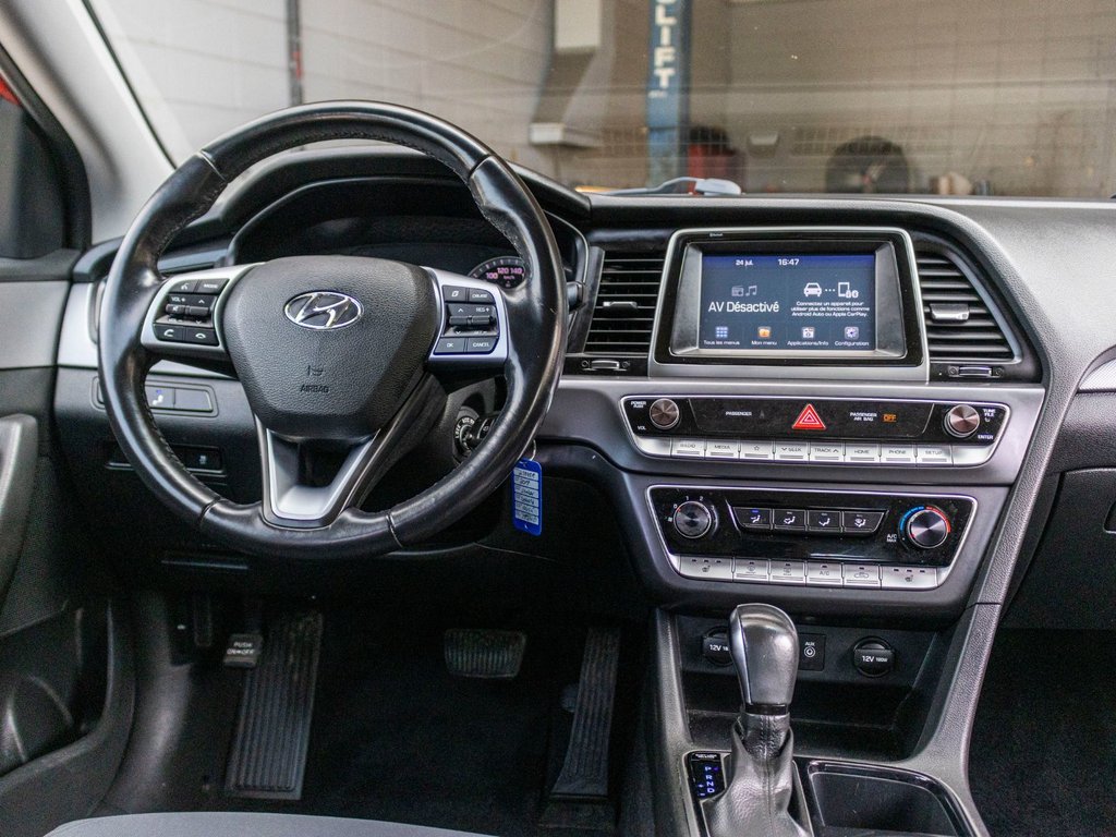 Hyundai Sonata Essential 2019 à Saint-Jérôme, Québec - 8 - w1024h768px