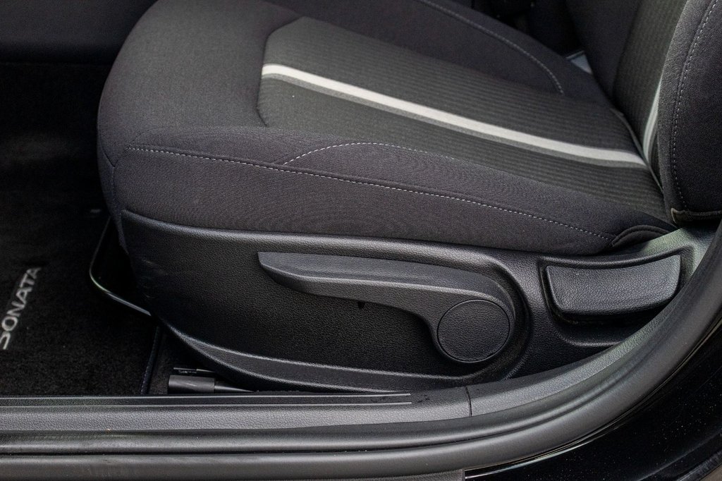 2023 Hyundai Sonata PREFERRED **JAMAIS ACCIDENTÉ+ in Charlemagne, Quebec - 25 - w1024h768px