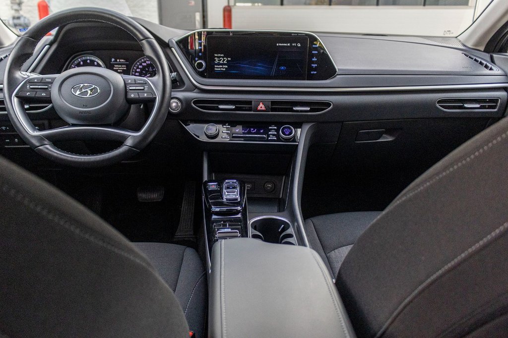 2023 Hyundai Sonata PREFERRED **JAMAIS ACCIDENTÉ+ in Charlemagne, Quebec - 23 - w1024h768px