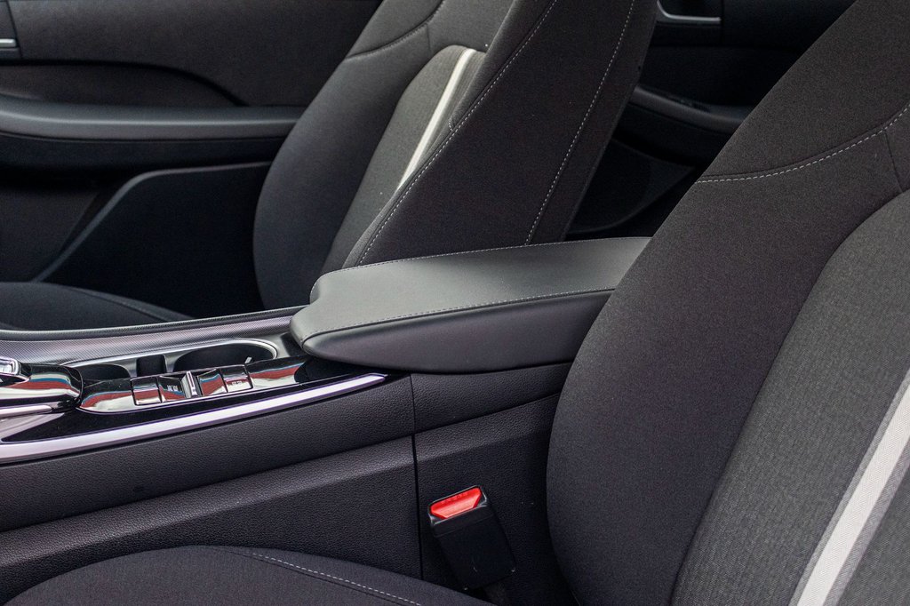 2023 Hyundai Sonata PREFERRED **JAMAIS ACCIDENTÉ+ in Charlemagne, Quebec - 27 - w1024h768px