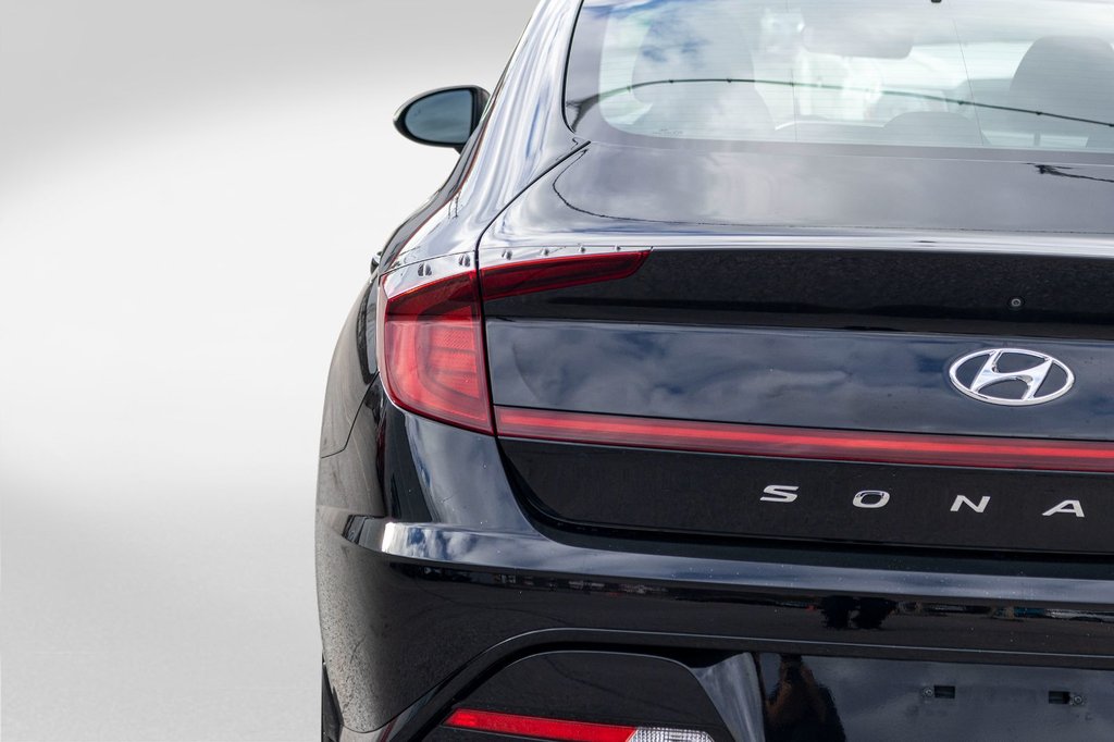 2023 Hyundai Sonata PREFERRED **JAMAIS ACCIDENTÉ+ in Charlemagne, Quebec - 32 - w1024h768px