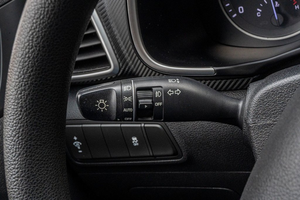 Hyundai Tucson ESSENTIAL **SIÈGES CHAUFFANTS+CAMÉRA  DE RECUL** 2019 à Charlemagne, Québec - 17 - w1024h768px