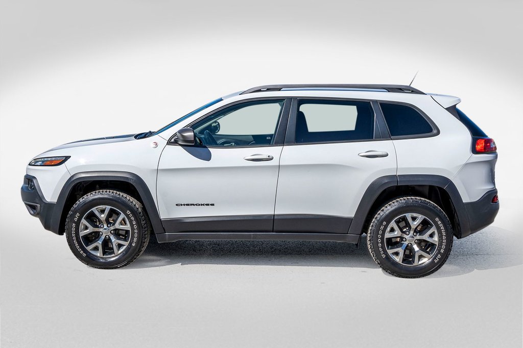 2016 Jeep Cherokee TRAILHAWK **CAMÉRA+MAG+ENSEMBLE REMORQUAGE** in Charlemagne, Quebec - 3 - w1024h768px