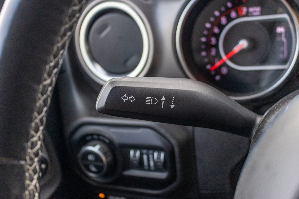 2022 Jeep Gladiator Rubicon in Saint-Jérôme, Quebec - 21 - w1024h768px