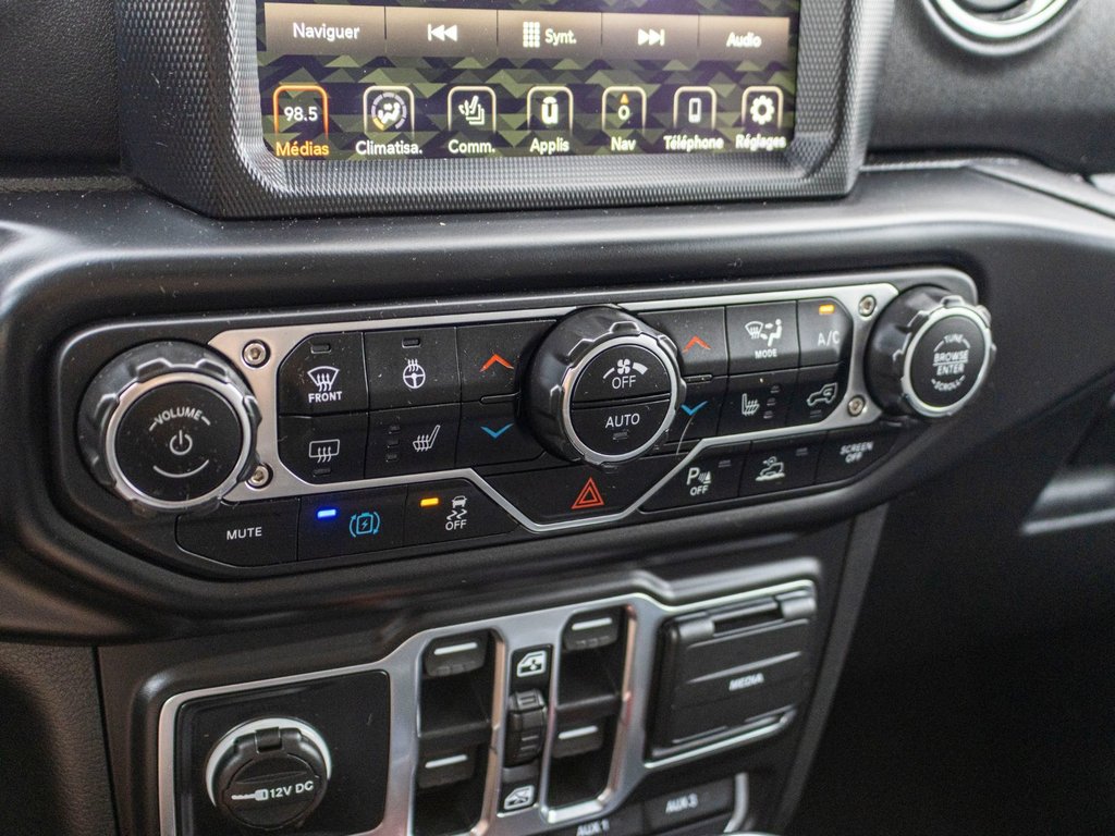 2023 Jeep Wrangler 4xe High Altitude**SIÈGES EN CUIR + HYBRIDE BRANCHABLE in Saint-Jérôme, Quebec - 14 - w1024h768px