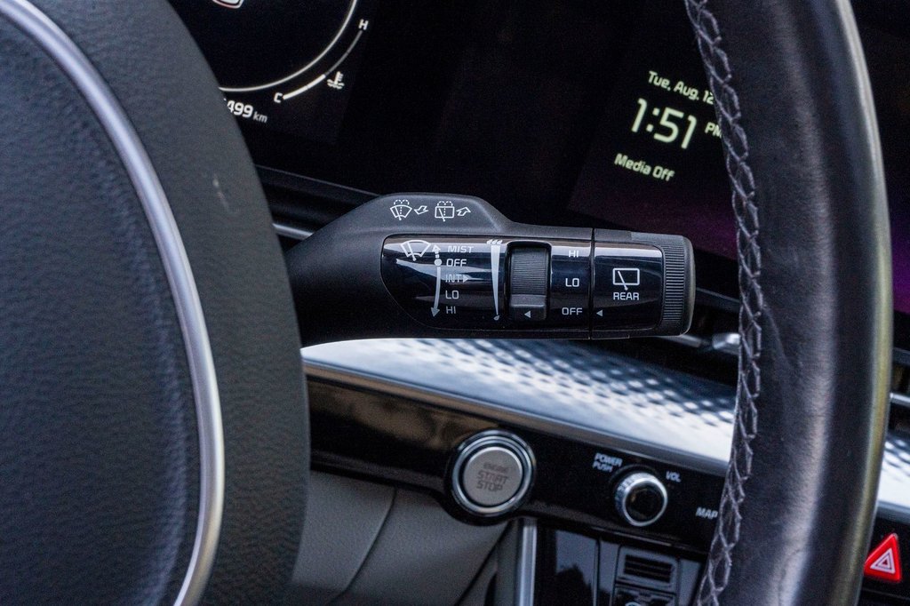 2024 Kia Carnival SX **CUIR+TOIT OUVRANT DOUBLE+BOSE+CAMÉRA 360DEG** in Charlemagne, Quebec - 17 - w1024h768px
