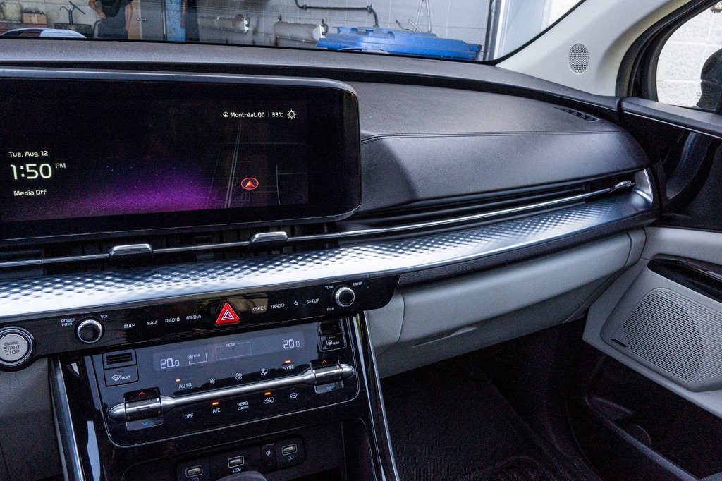 2024 Kia Carnival SX **CUIR+TOIT OUVRANT DOUBLE+BOSE+CAMÉRA 360DEG** in Charlemagne, Quebec - 11 - w1024h768px
