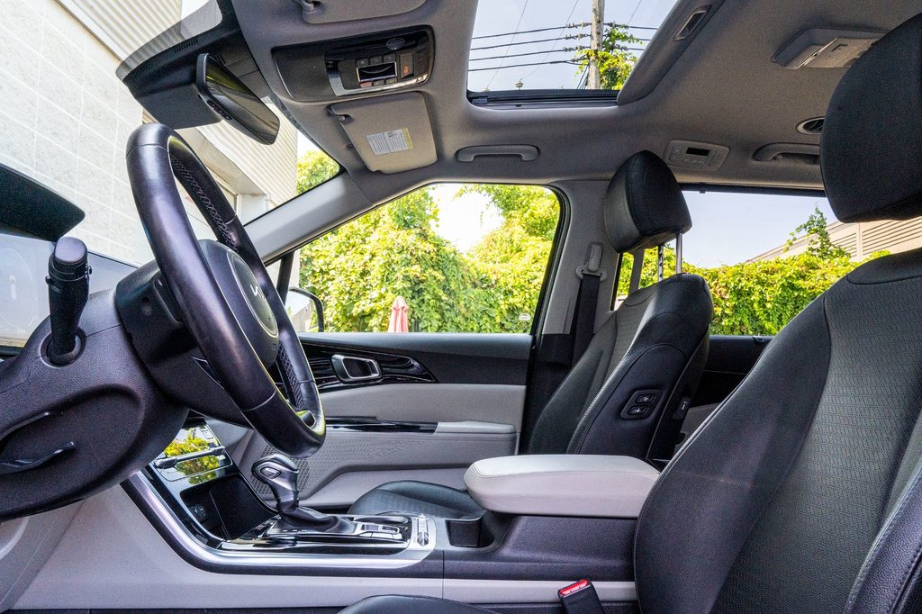 2024 Kia Carnival SX **CUIR+TOIT OUVRANT DOUBLE+BOSE+CAMÉRA 360DEG** in Charlemagne, Quebec - 19 - w1024h768px