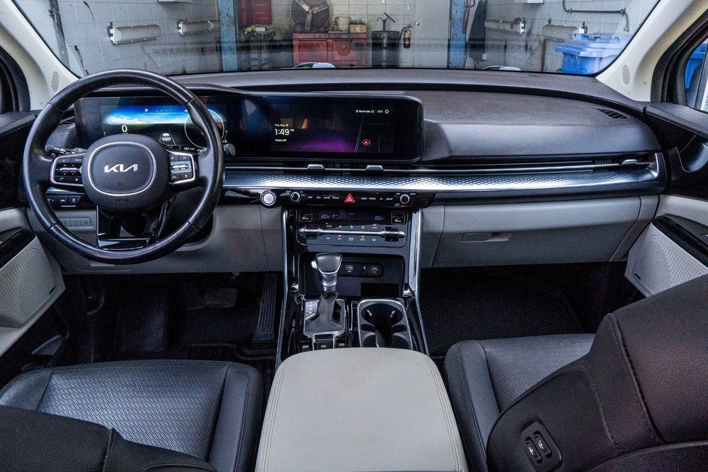2024 Kia Carnival SX **CUIR+TOIT OUVRANT DOUBLE+BOSE+CAMÉRA 360DEG** in Charlemagne, Quebec - 18 - w1024h768px