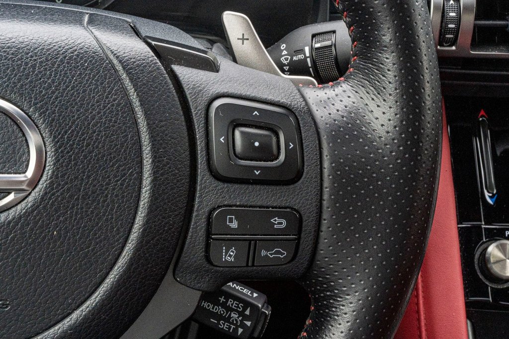 2021 Lexus IS 300 F SPORT AWD **JAMAIS ACCIDENTÉ+CUIR ROUGE+NAV** in Charlemagne, Quebec - 11 - w1024h768px