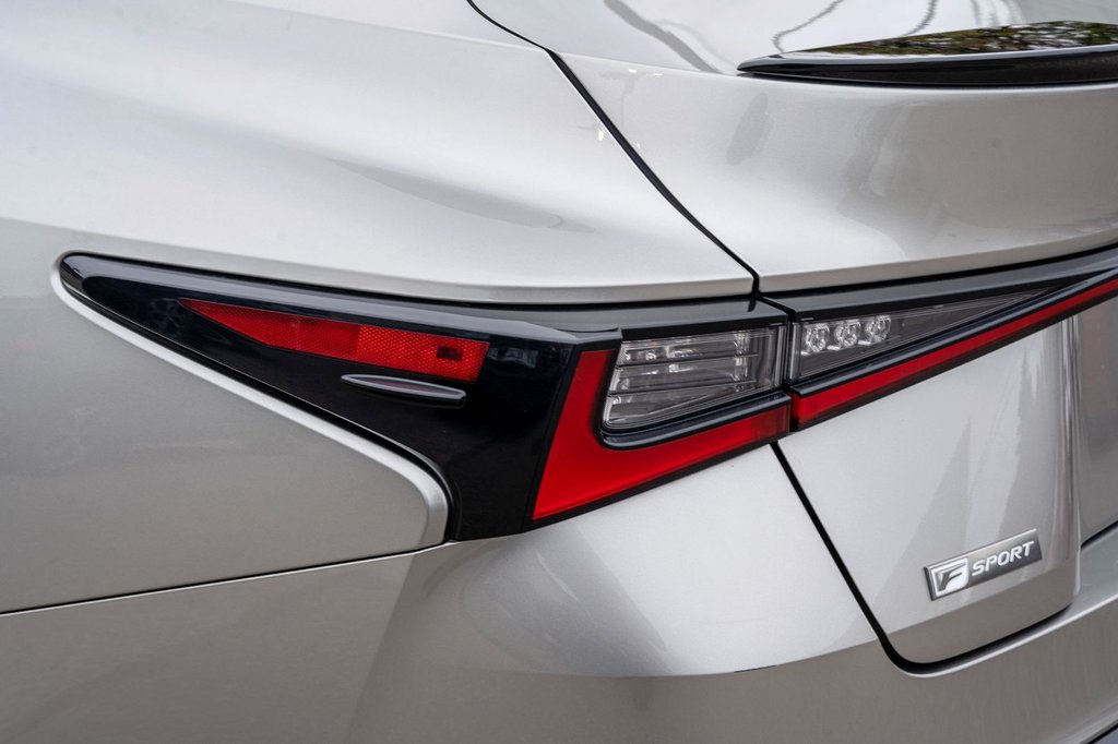 2021 Lexus IS 300 F SPORT AWD **JAMAIS ACCIDENTÉ+CUIR ROUGE+NAV** in Charlemagne, Quebec - 28 - w1024h768px