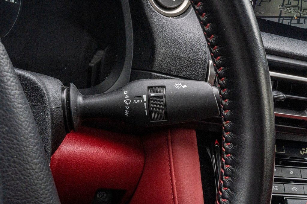 2021 Lexus IS 300 F SPORT AWD **JAMAIS ACCIDENTÉ+CUIR ROUGE+NAV** in Charlemagne, Quebec - 18 - w1024h768px