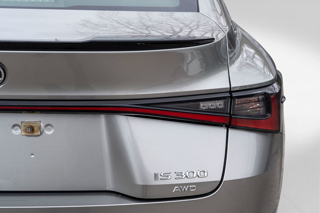 2021 Lexus IS 300 F SPORT AWD **JAMAIS ACCIDENTÉ+CUIR ROUGE+NAV** in Charlemagne, Quebec - 26 - w1024h768px