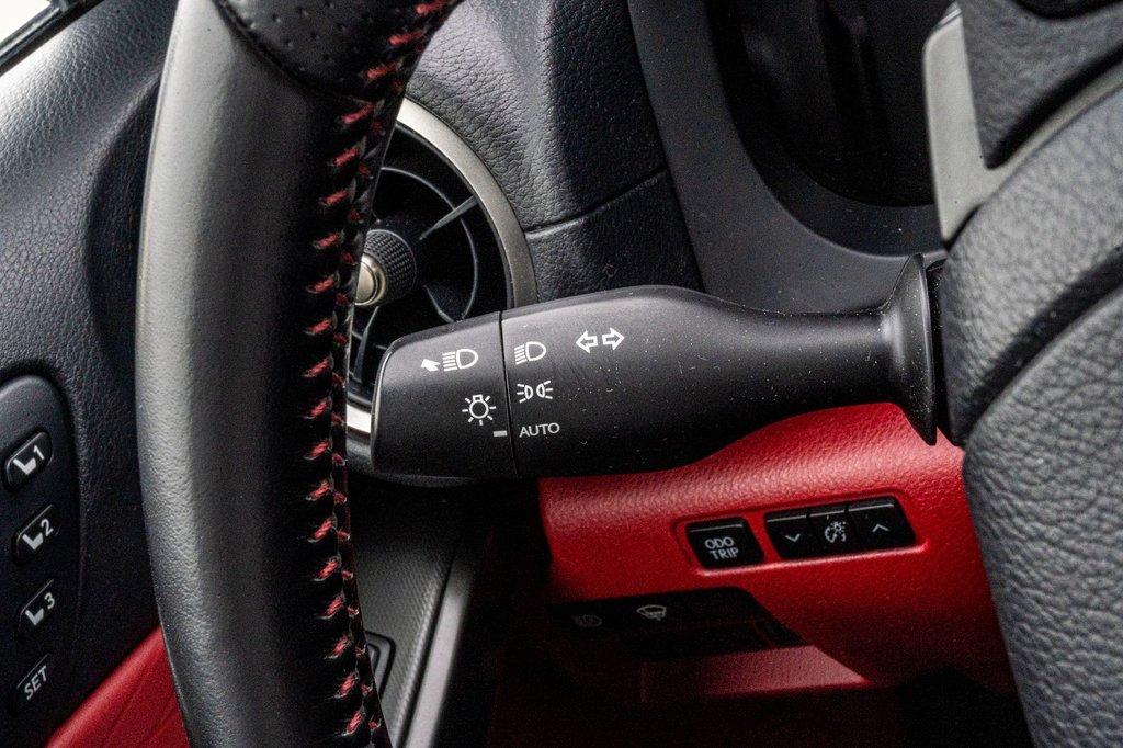 2021 Lexus IS 300 F SPORT AWD **JAMAIS ACCIDENTÉ+CUIR ROUGE+NAV** in Charlemagne, Quebec - 17 - w1024h768px