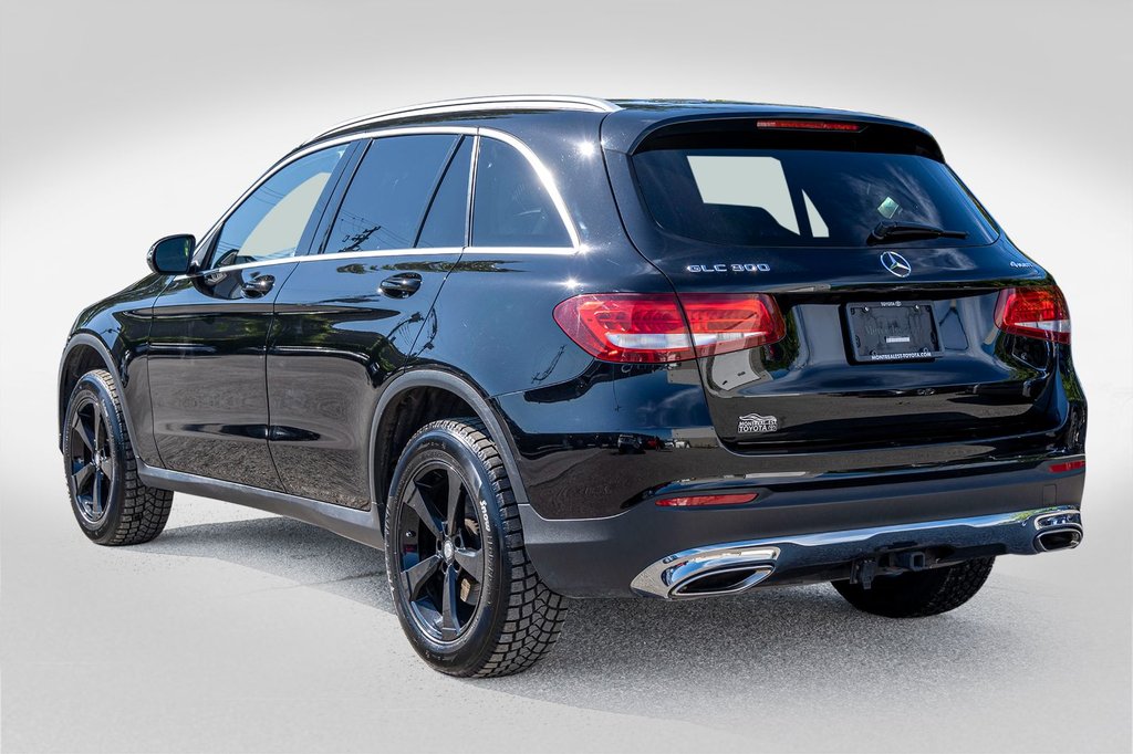 2017 Mercedes-Benz GLC300 **JAMAIS ACCIDENTÉ+CUIR+MAG+TOIT PANO+CAMÉRA** in Charlemagne, Quebec - 4 - w1024h768px