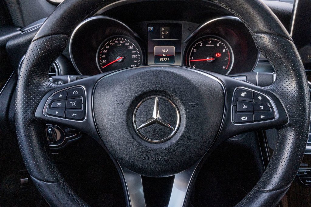 2017 Mercedes-Benz GLC300 **JAMAIS ACCIDENTÉ+CUIR+MAG+TOIT PANO+CAMÉRA** in Charlemagne, Quebec - 8 - w1024h768px