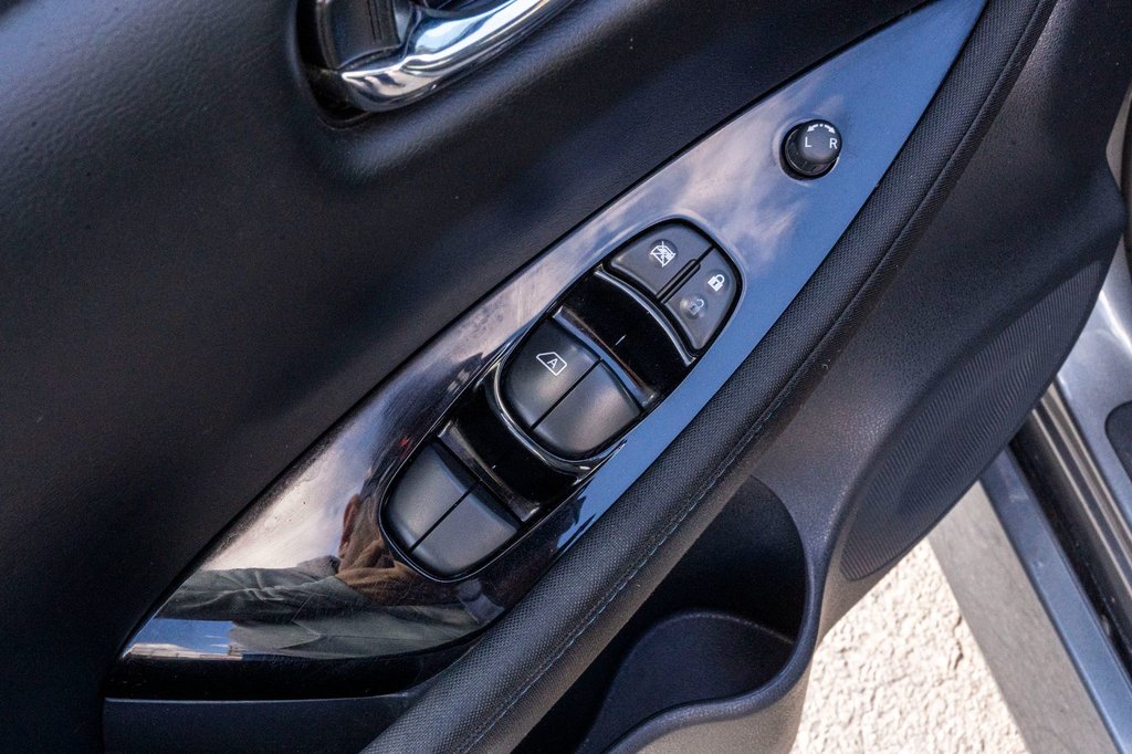 2019 Nissan LEAF in Charlemagne, Quebec - 21 - w1024h768px