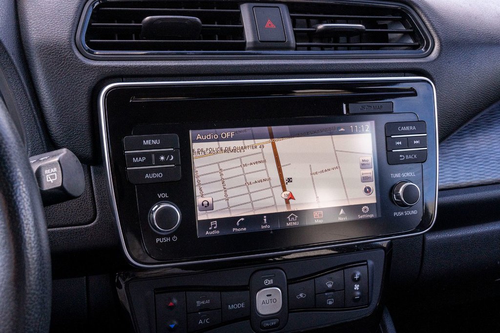 2019 Nissan LEAF in Charlemagne, Quebec - 13 - w1024h768px