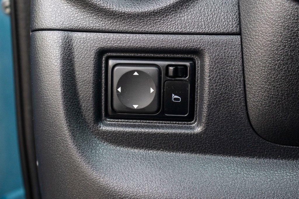 2018 Nissan Micra **JAMAIS ACCIDENTÉ+AUTOMATIQUE+CAMÉRA+BLUETOOTH** in Charlemagne, Quebec - 19 - w1024h768px