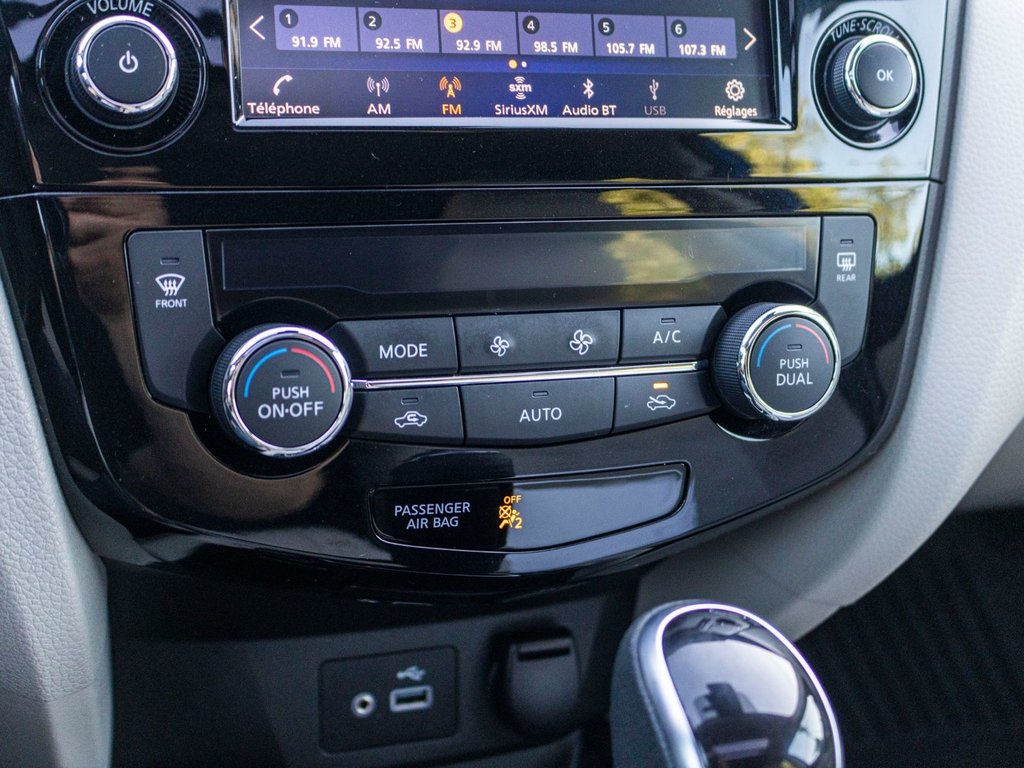 Nissan Qashqai SV AWD**JAMAIS ACCIDENTÉ + CARPLAY + CAM DE RECUL 2023 à Saint-Jérôme, Québec - 14 - w1024h768px