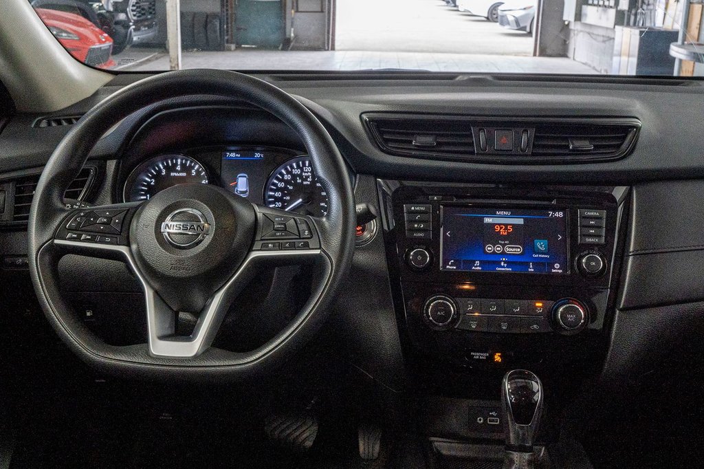 2019 Nissan Rogue SV AWD **JAMAIS ACCIDENTÉ+CAMÉRA+BLUETOOTH+MAG** in Charlemagne, Quebec - 7 - w1024h768px