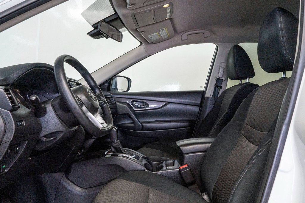 2019 Nissan Rogue SV AWD **JAMAIS ACCIDENTÉ+CAMÉRA+BLUETOOTH+MAG** in Charlemagne, Quebec - 20 - w1024h768px