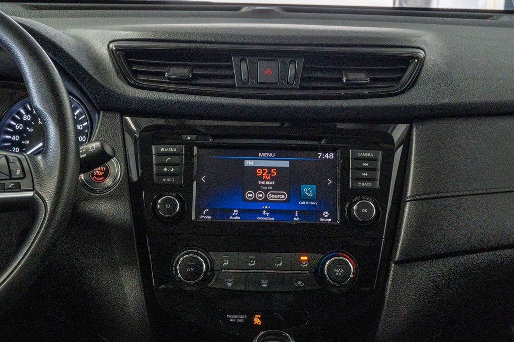 2019 Nissan Rogue SV AWD **JAMAIS ACCIDENTÉ+CAMÉRA+BLUETOOTH+MAG** in Charlemagne, Quebec - 8 - w1024h768px