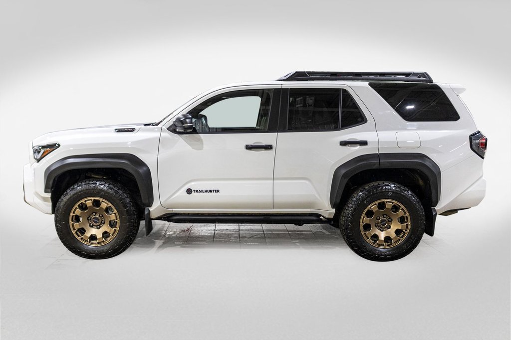 2025 Toyota 4RUNNER HYBRIDE TRAILHUNTER **RARE**JAMAIS ACCIDENTÉ+CUIR+33PO** in Charlemagne, Quebec - 3 - w1024h768px