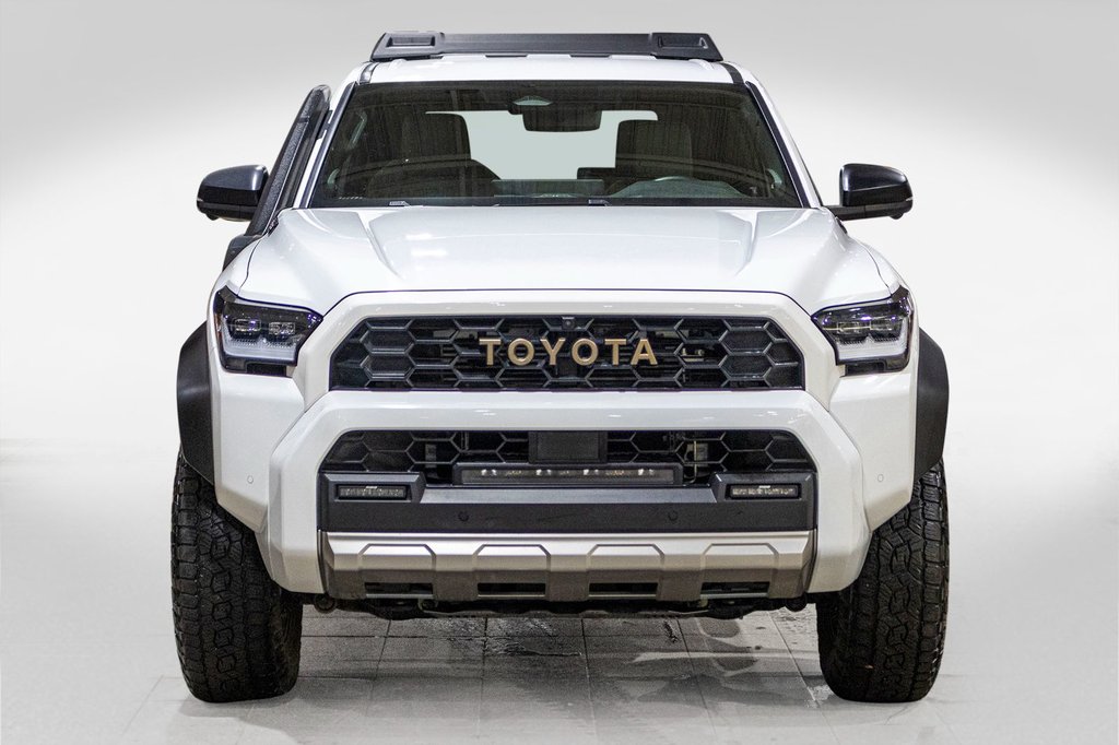 2025 Toyota 4RUNNER HYBRIDE TRAILHUNTER **RARE**JAMAIS ACCIDENTÉ+CUIR+33PO** in Charlemagne, Quebec - 2 - w1024h768px