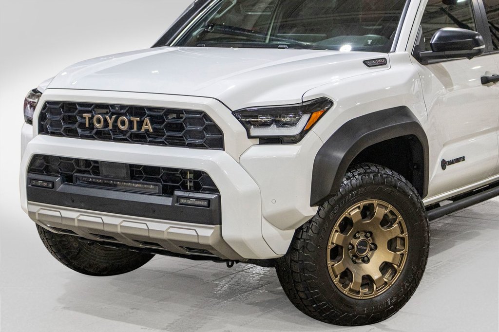 2025 Toyota 4RUNNER HYBRIDE TRAILHUNTER **RARE**JAMAIS ACCIDENTÉ+CUIR+33PO** in Charlemagne, Quebec - 37 - w1024h768px