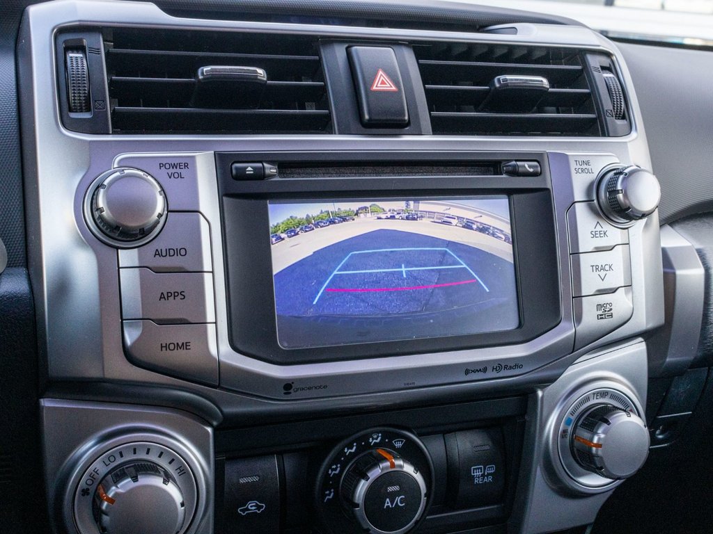 2019 Toyota 4Runner SR5 7 PASSAGERS **CUIR+TOIT+MAG** in Saint-Jérôme, Quebec - 17 - w1024h768px