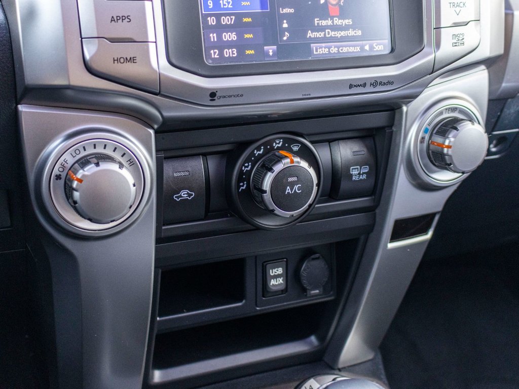 2019 Toyota 4Runner SR5 7 PASSAGERS **CUIR+TOIT+MAG** in Saint-Jérôme, Quebec - 14 - w1024h768px