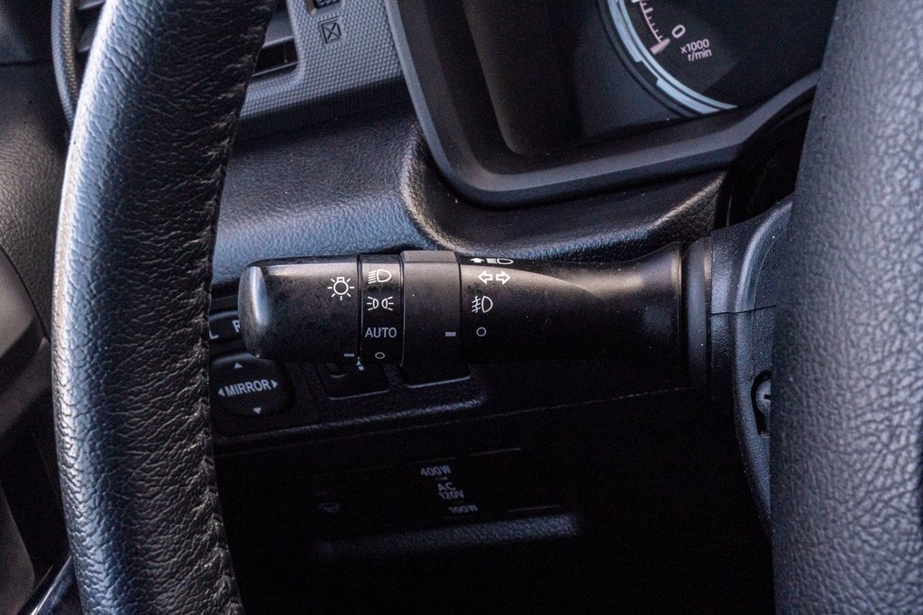 Toyota 4Runner LIMITED **JAMAIS ACCIDENTÉ+CUIR+TOIT+7 PASSAGERS** 2020 à Charlemagne, Québec - 16 - w1024h768px