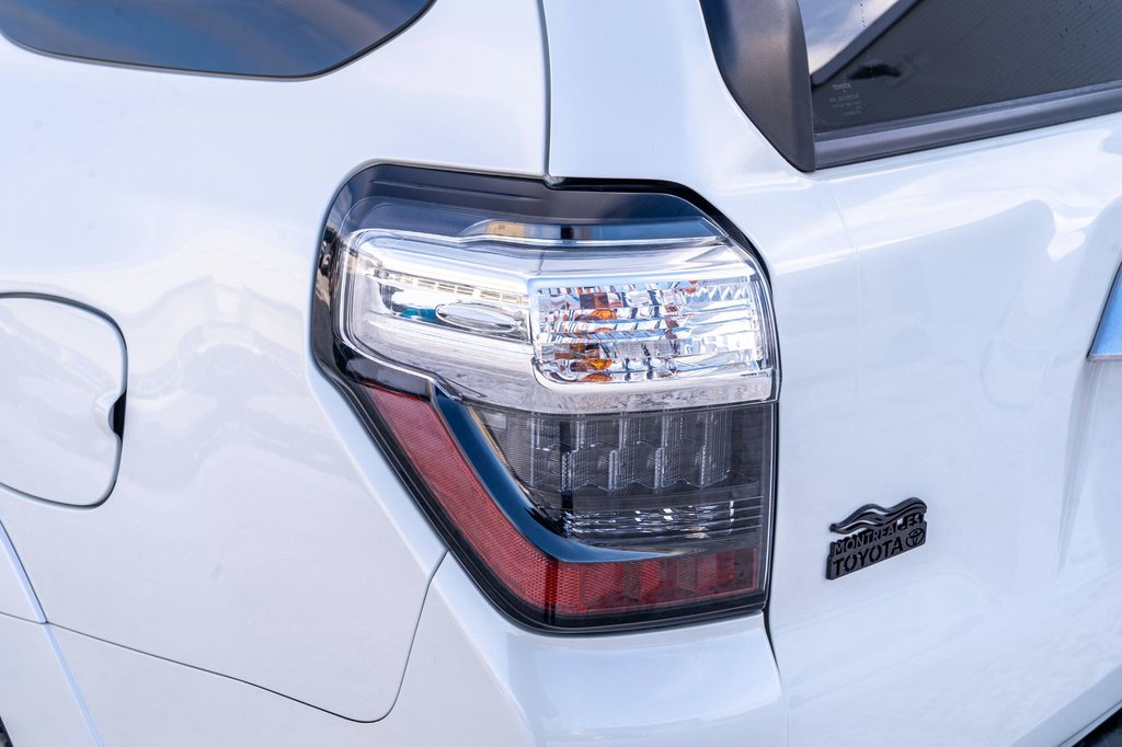 Toyota 4Runner LIMITED **JAMAIS ACCIDENTÉ+CUIR+TOIT+7 PASSAGERS** 2020 à Charlemagne, Québec - 24 - w1024h768px