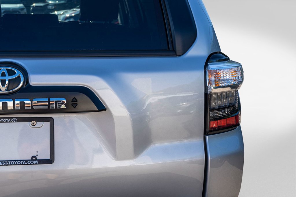 Toyota 4Runner  2021 à Charlemagne, Québec - 25 - w1024h768px