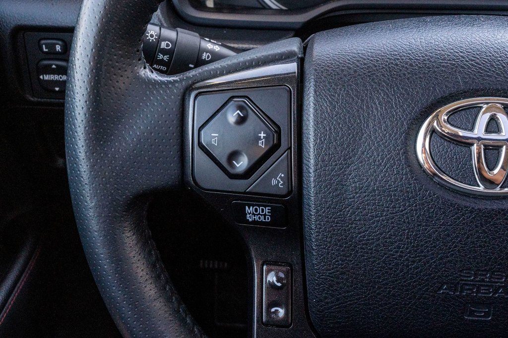 Toyota 4Runner  2021 à Charlemagne, Québec - 10 - w1024h768px
