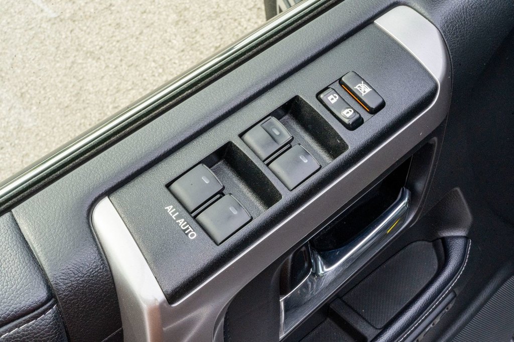 2021 Toyota 4Runner LIMITED **JAMAIS ACCIDENTÉ+CUIR+TOIT+20PO+CAMÉRA** in Charlemagne, Quebec - 25 - w1024h768px