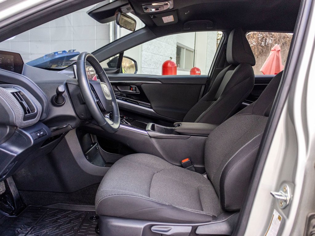 2024 Toyota bZ4X LE in Saint-Jérôme, Quebec - 22 - w1024h768px
