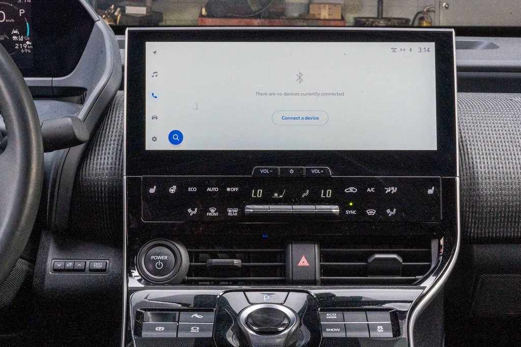 Toyota BZ4X LE **JAMAIS ACCIDENTÉ** CARPLAY+CAMÉRA+MAG 2023 à Charlemagne, Québec - 11 - w1024h768px