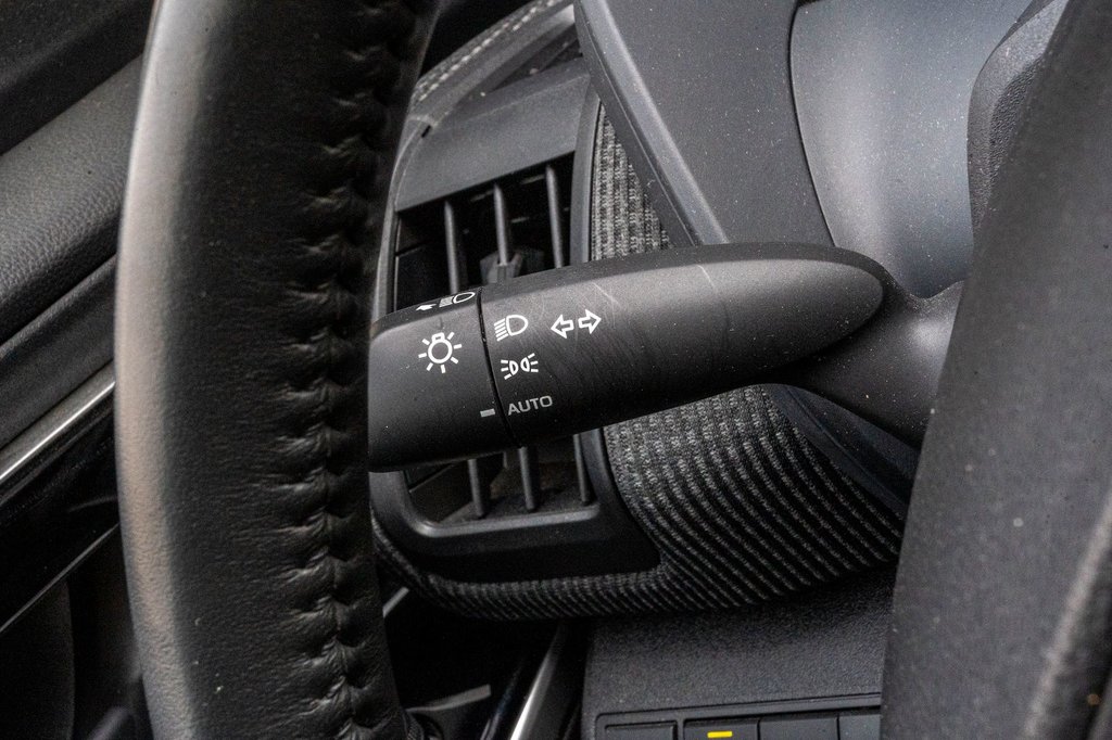 Toyota BZ4X LE **JAMAIS ACCIDENTÉ** CARPLAY+CAMÉRA+MAG 2023 à Charlemagne, Québec - 25 - w1024h768px