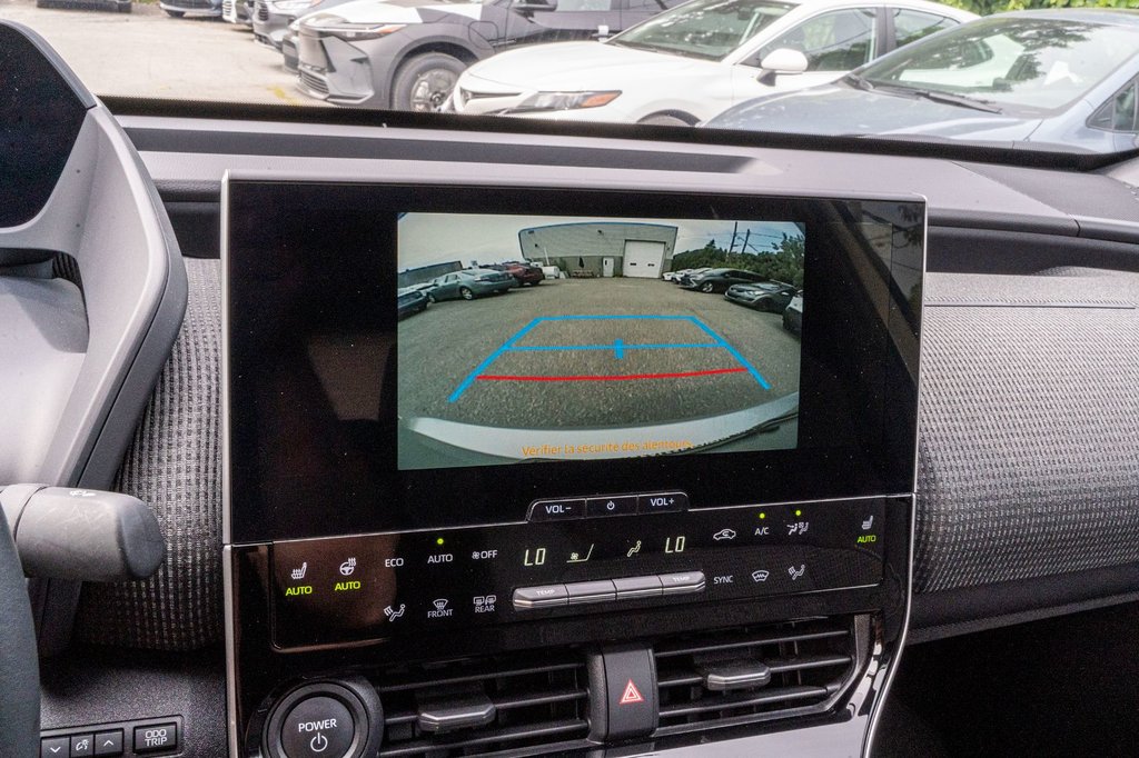 Toyota BZ4X LE **CARPLAY+CAMÉRA+MAG** 2023 à Charlemagne, Québec - 15 - w1024h768px