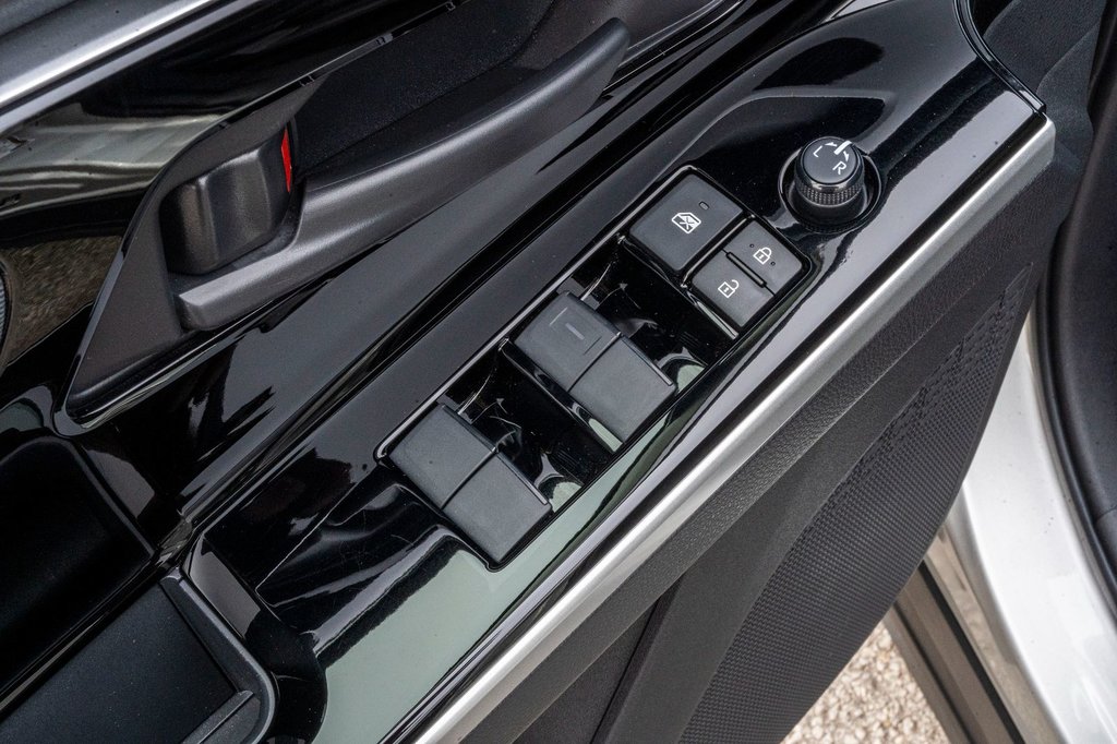 Toyota BZ4X LE **CARPLAY+CAMÉRA+MAG** 2023 à Charlemagne, Québec - 24 - w1024h768px